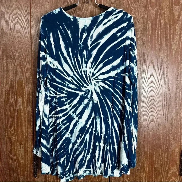 India Boutique Women's Long Sleeve Shirt Blue Tie Dye Breathable Vibrant Unique - Picture 6 of 7